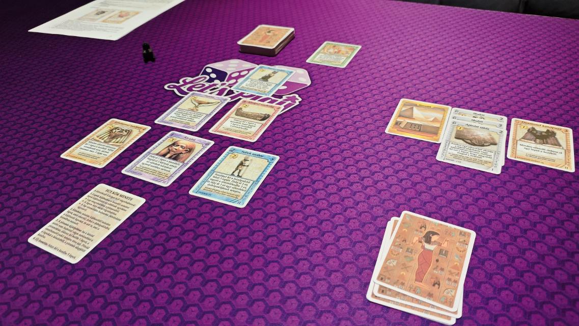 Valley of the Kings on the table, photo by onyxo