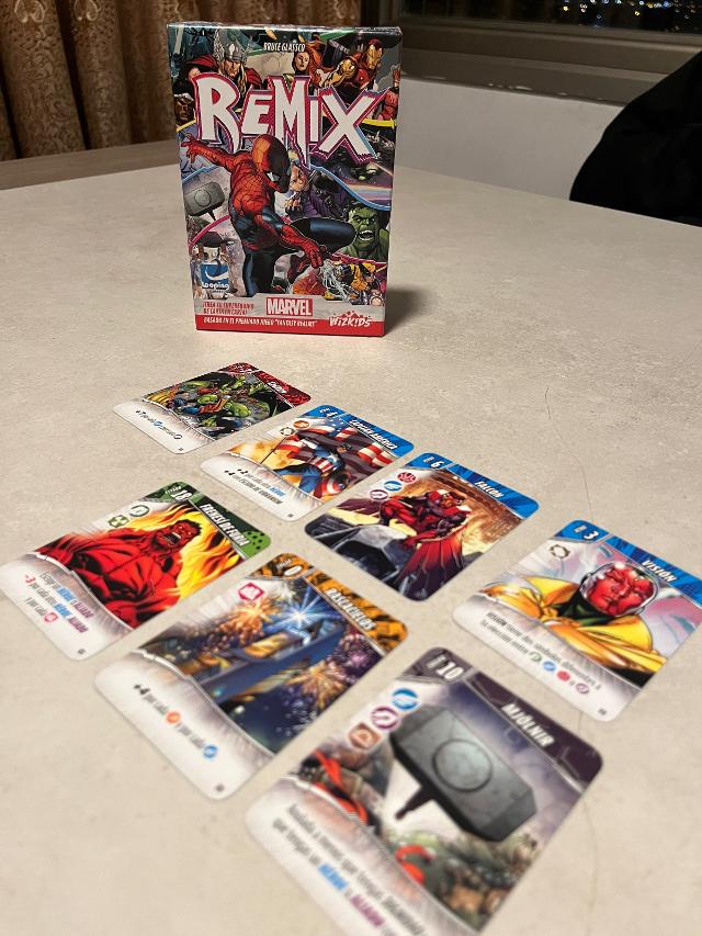 Marvel: Remix sobre la taula, foto de Bruno Circulo Friki