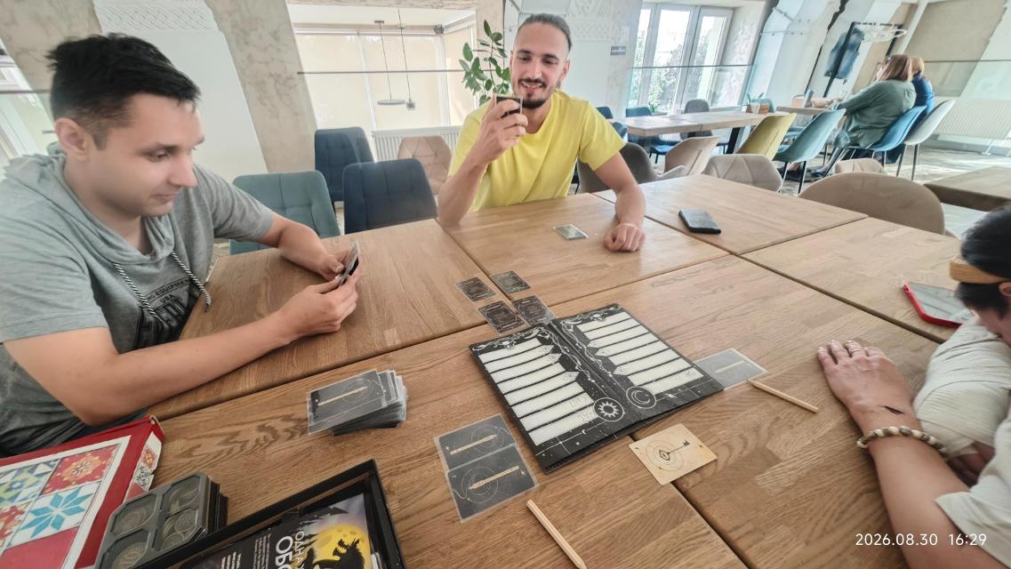 Phantom Ink på bordet, bilde av FazerGD