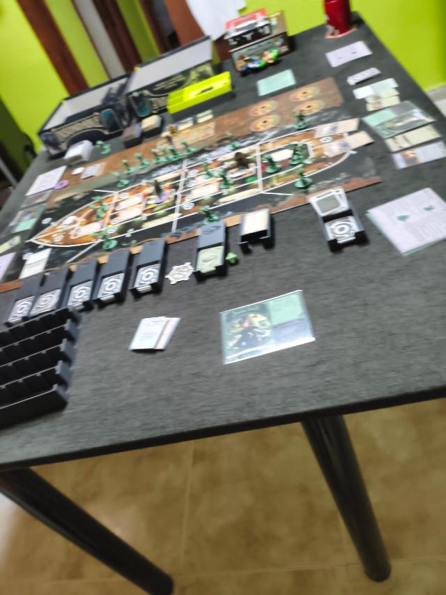 Unfathomable op tafel, foto van Diego