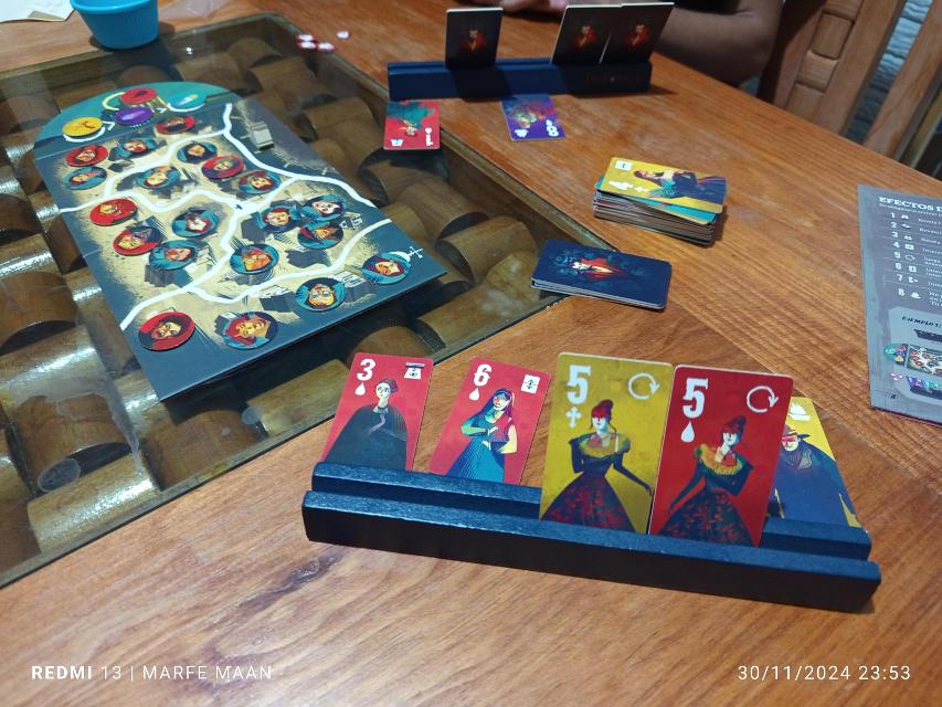 Dracula vs Van Helsing on the table, photo by MarFe MaAn