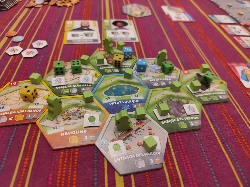 Dice Theme Park na stole, foto: Oliver Hernandez