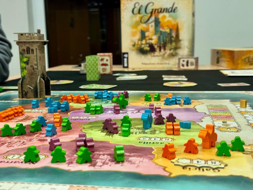 El Grande sobre la mesa, foto de Dídac