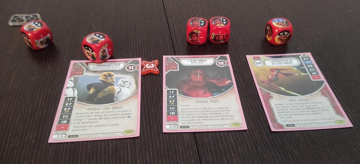 Star Wars: Destiny on the table, photo by Pauliss