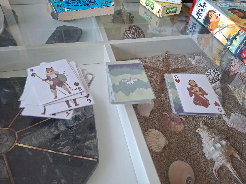 Regicide on the table, photo by Artur Rodríguez Coma