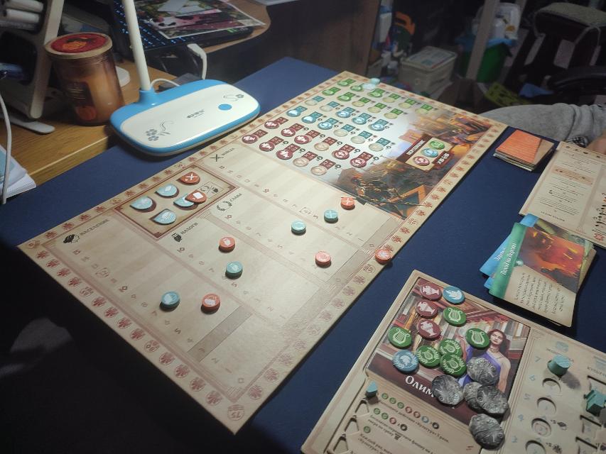 Khôra: Rise of an Empire on the table, photo by Даниил