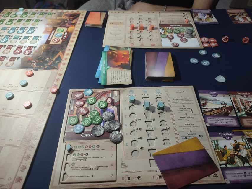 Khôra: Rise of an Empire on the table, photo by Даниил