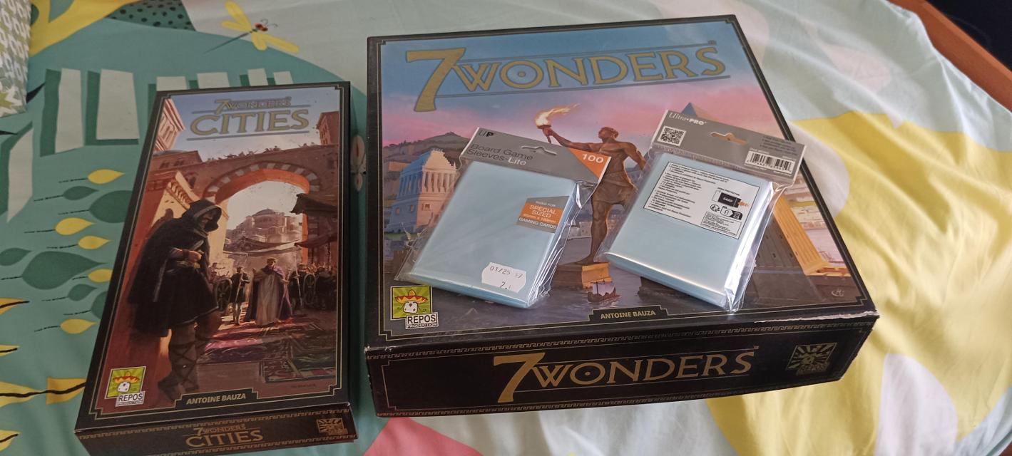 7 Wonders (Second Edition) sobre la taula, foto de Tazmanian