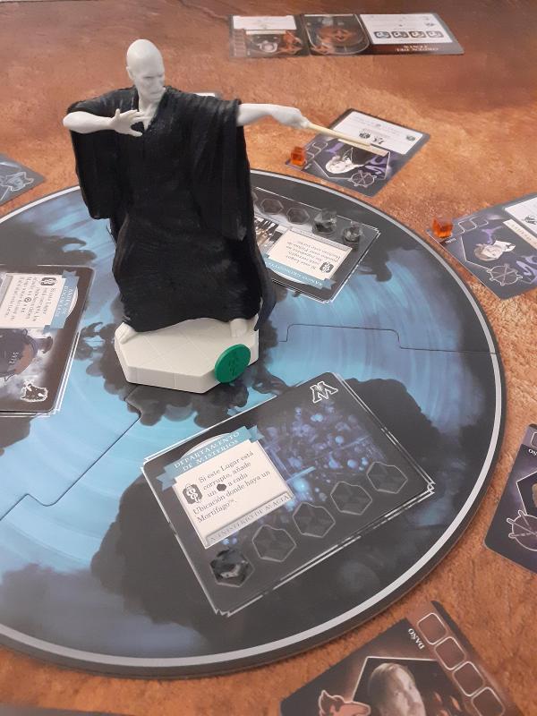 Harry Potter: Death Eaters Rising на столе, фото: Raúl