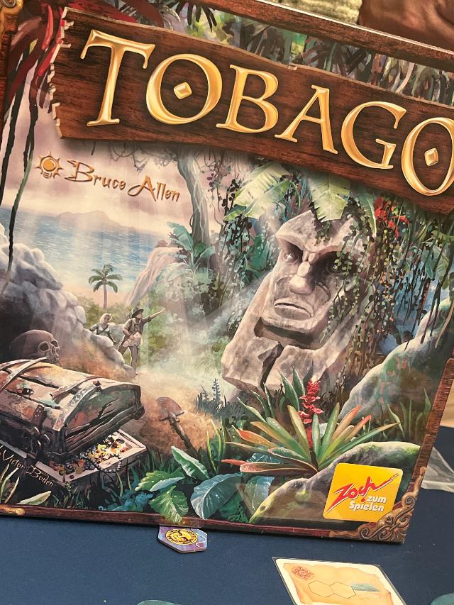 テーブル上のTobago(写真:Sergio Zer)