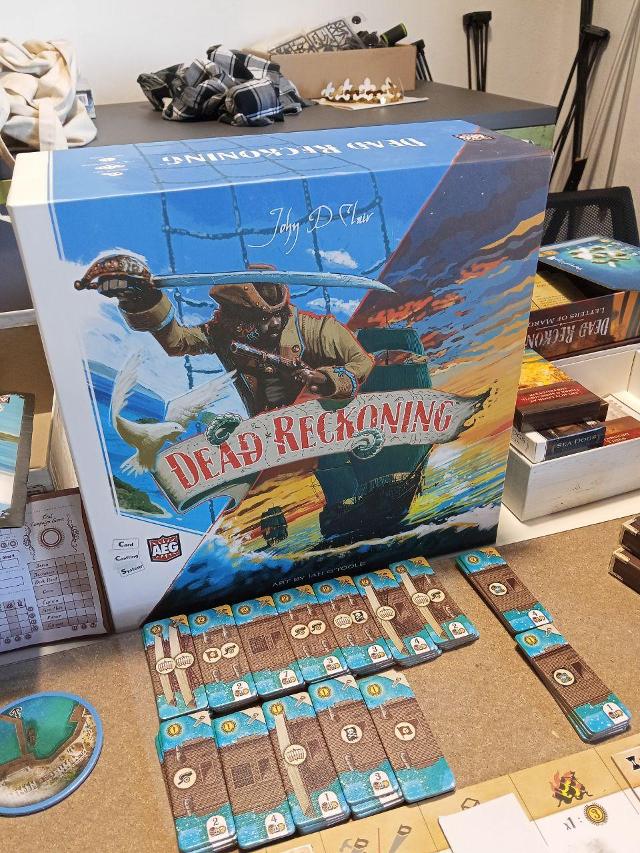 Dead Reckoning på bordet, bilde av Morriondo