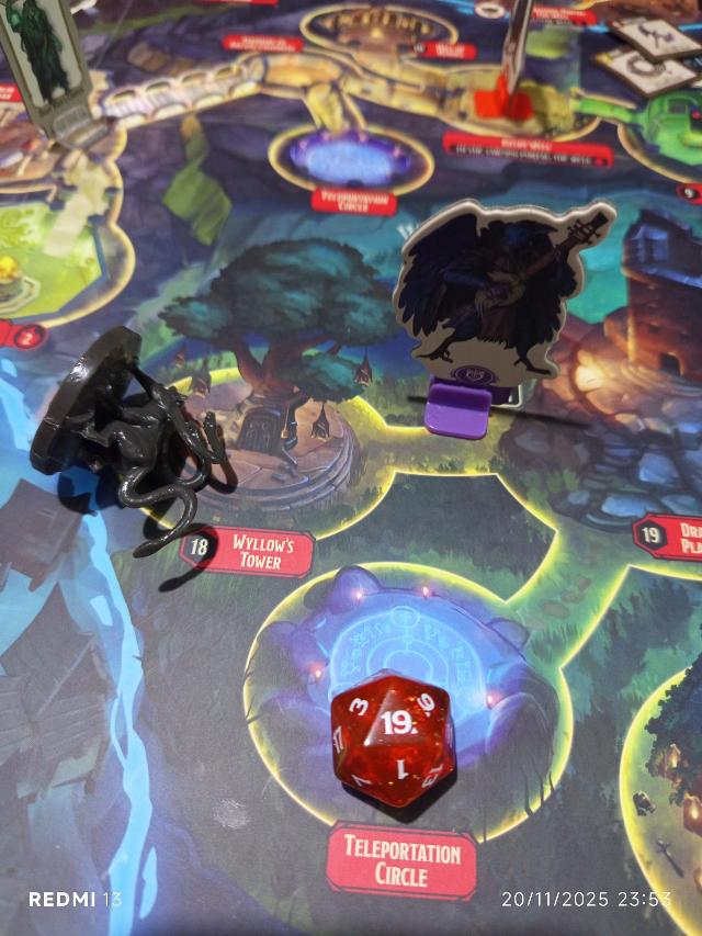 Horrified: Dungeons & Dragons on the table, photo by MarFe MaAn