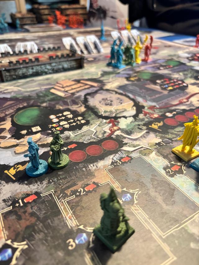 The Great Wall on the table, photo by Alba Lo
