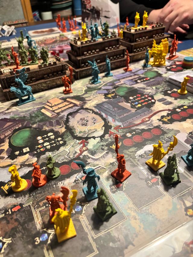 The Great Wall on the table, photo by Alba Lo