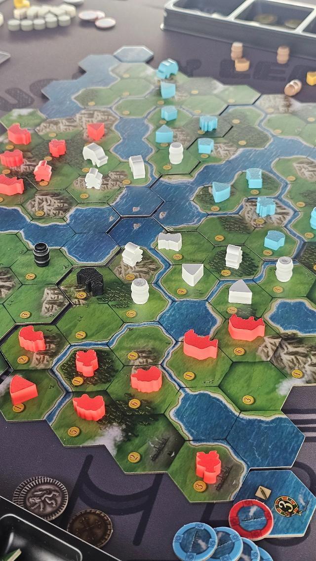 Clans of Caledonia on the table, photo by Jugar y Leer