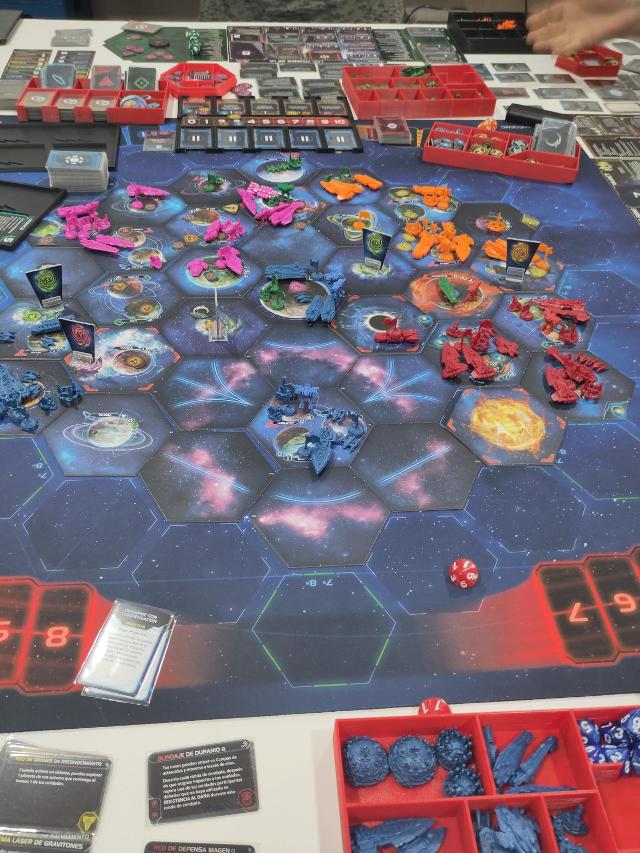 Twilight Imperium: Cuarta Edición sobre la taula, foto de Jaime Mayol