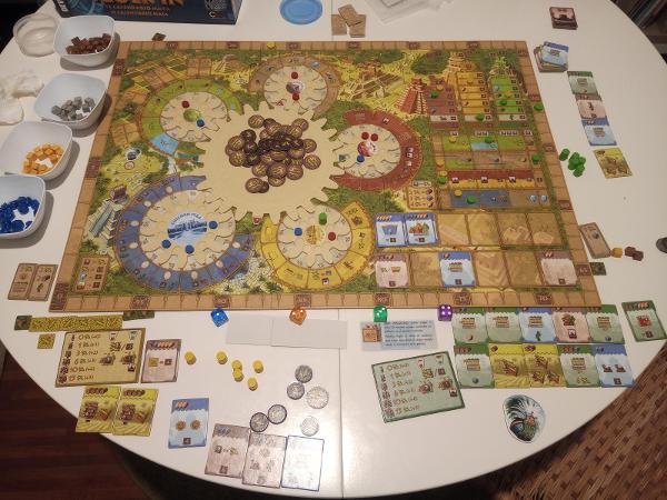 Tzolk'in: Mayský kalendář na stole, foto: santi3b