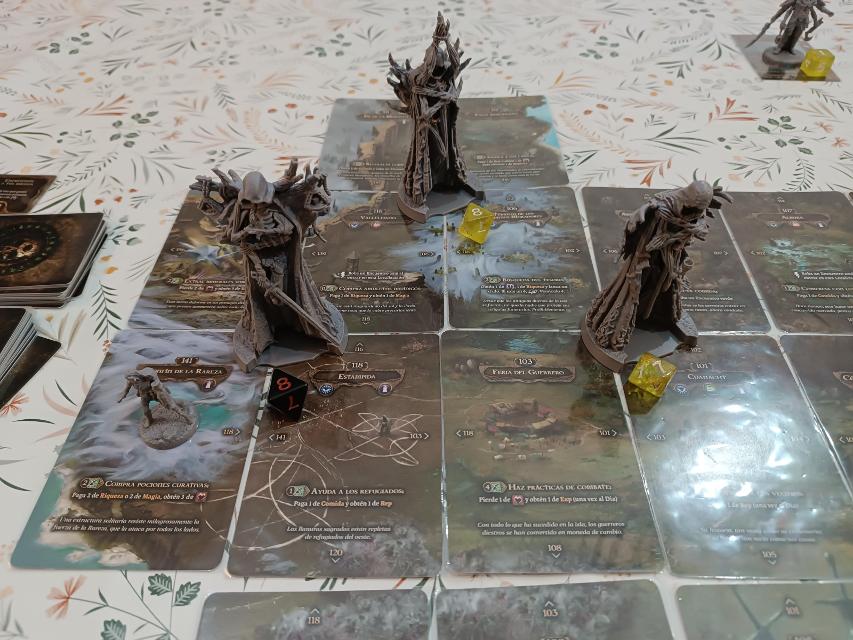 Tainted Grail: Upadek Avalonu na stole, zdjęcie: Viafora - Francesc