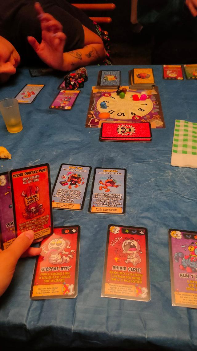 Voodoo على الطاولة، صورة من Xerta