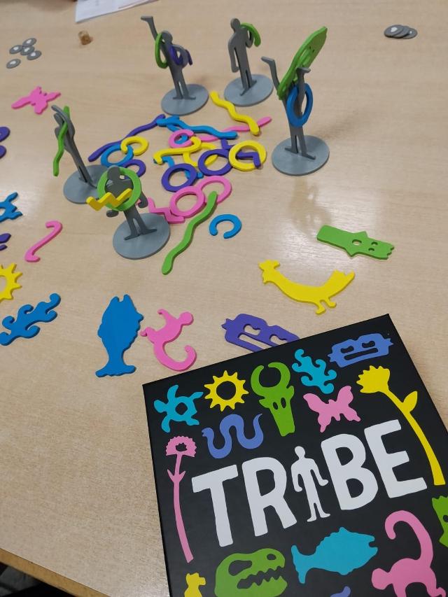 Tribe na stole, foto: Amy