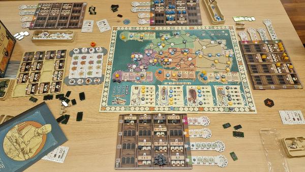 Carnegie on the table, photo by Pere