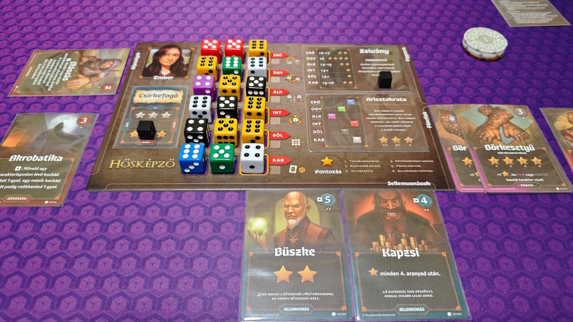 Roll Player pöydällä, kuva: onyxo