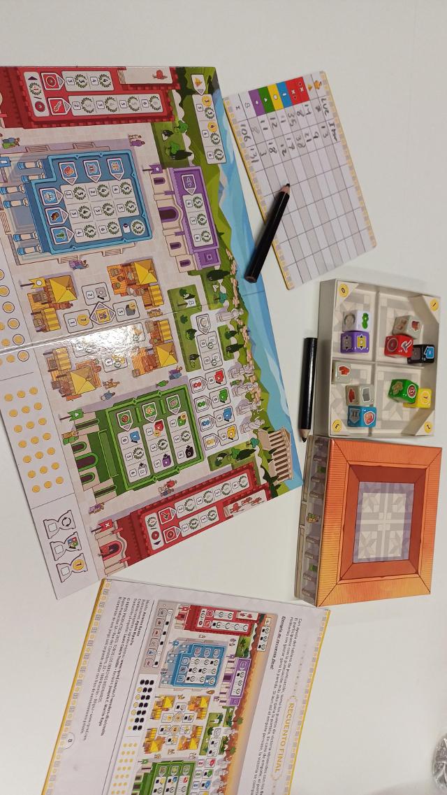 7 Wonders Dice on the table, photo by Iker de neira