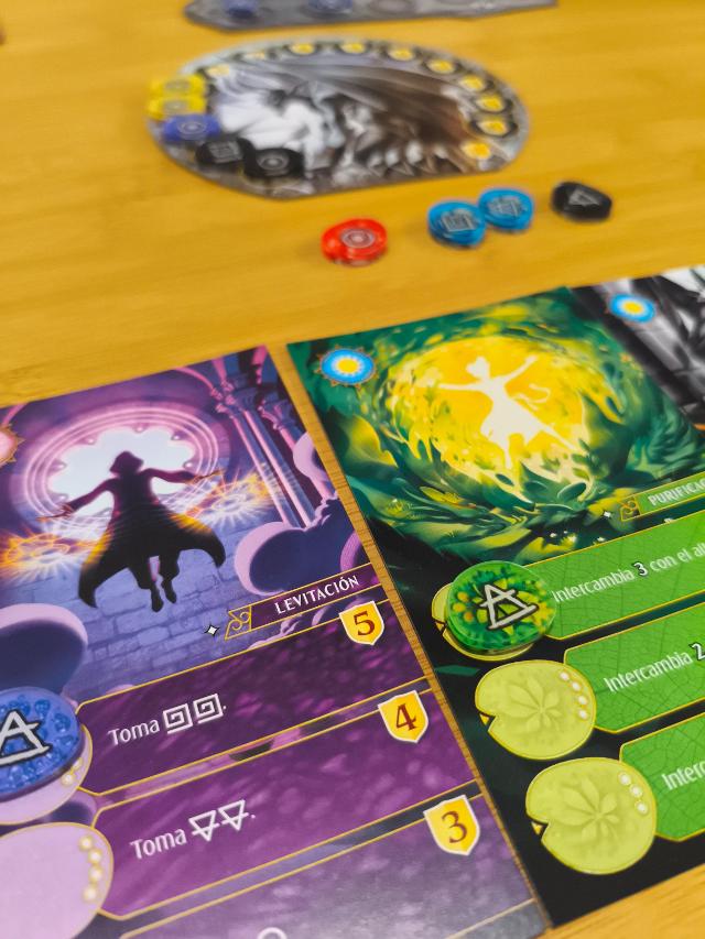 SpellBook on the table, photo by Mochilo
