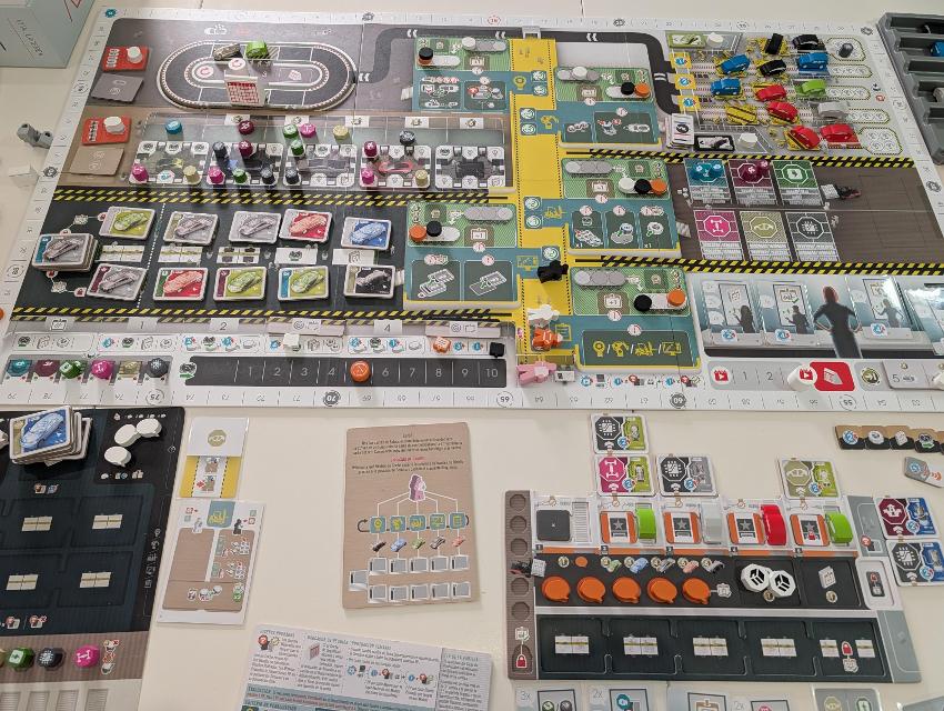 Kanban EV on the table, photo by Kabra
