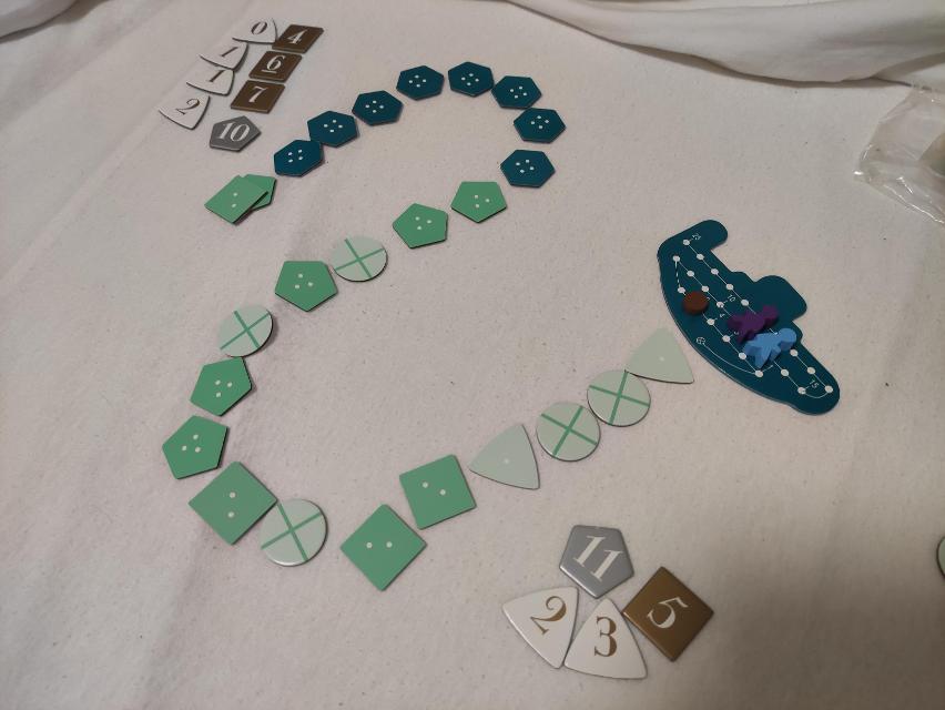 Deep Sea Adventure on the table, photo by Sebashi