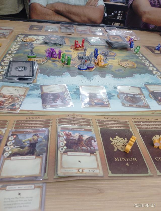 Kleos on the table, photo by MarFe MaAn