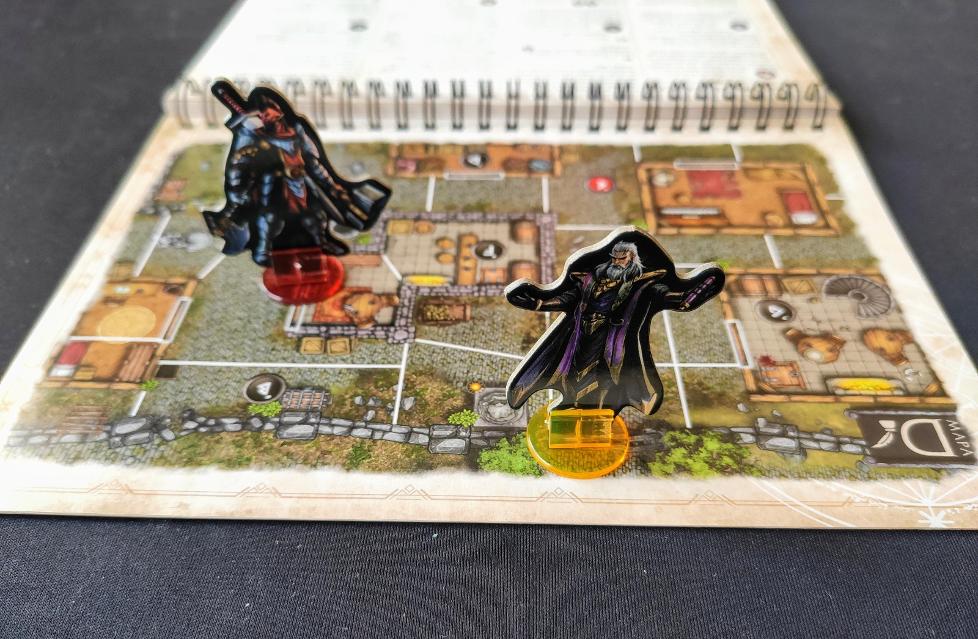 Aventura Z: Vol 2 Heroes on the table, photo by Mario Estruch