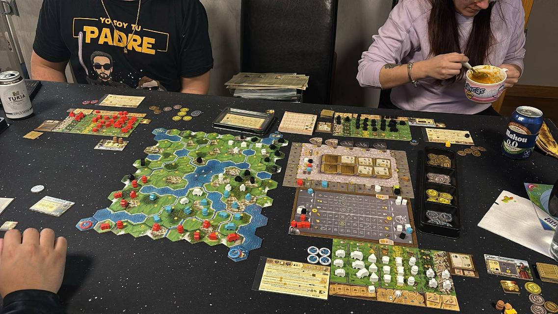 Clans of Caledonia on the table, photo by Oconnel