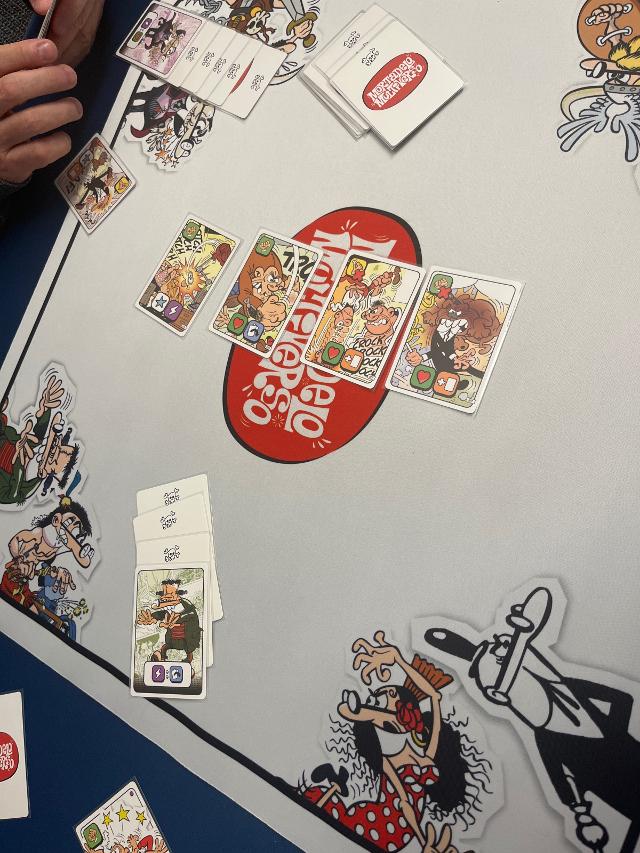 Mortadelo Multiverso on the table, photo by Sergio Zer