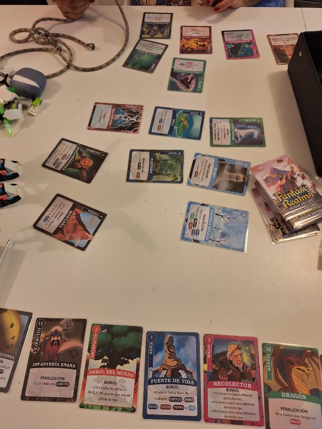Fantasy Realms: Deluxe Edition on the table, photo by Artur Rodríguez Coma