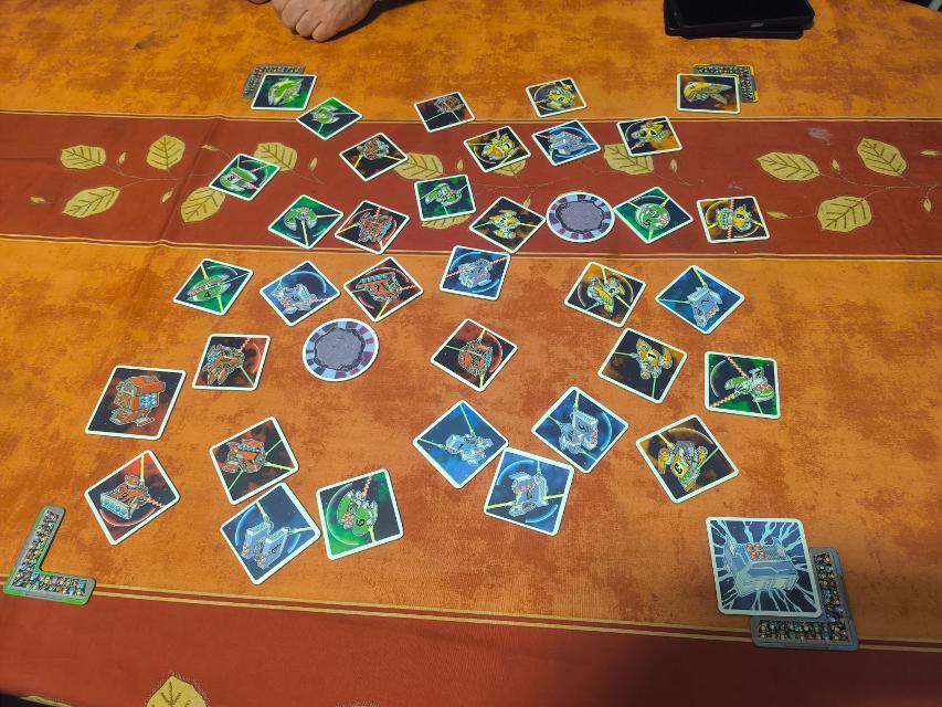 Light Speed: Arena on the table, photo by Sapinto