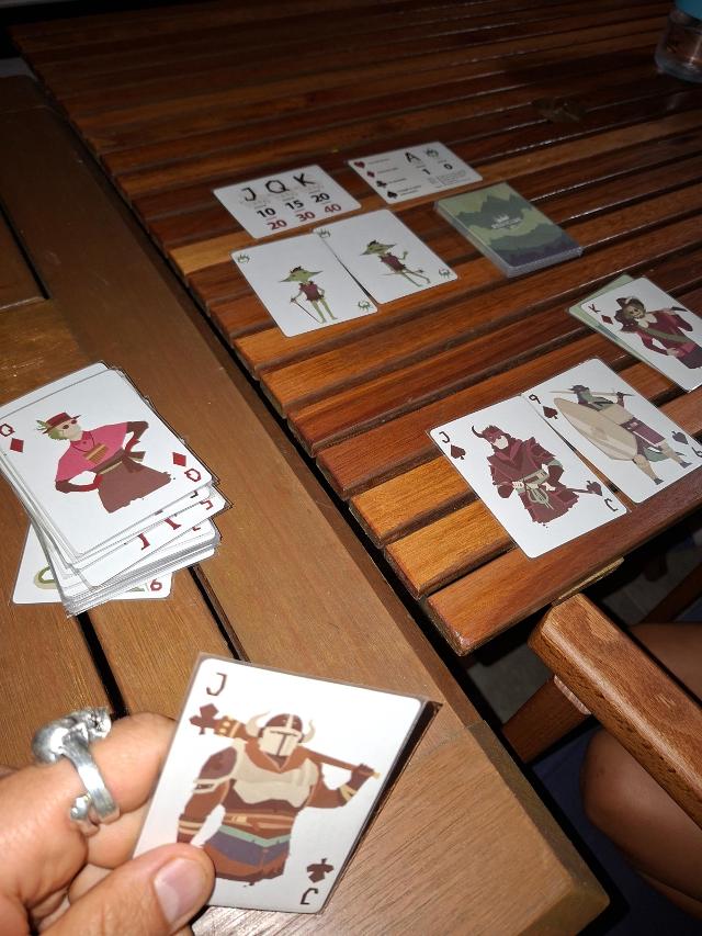 Regicide on the table, photo by Artur Rodríguez Coma