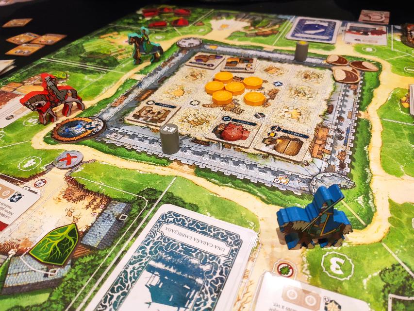 Oltréé on the table, photo by Mario Estruch
