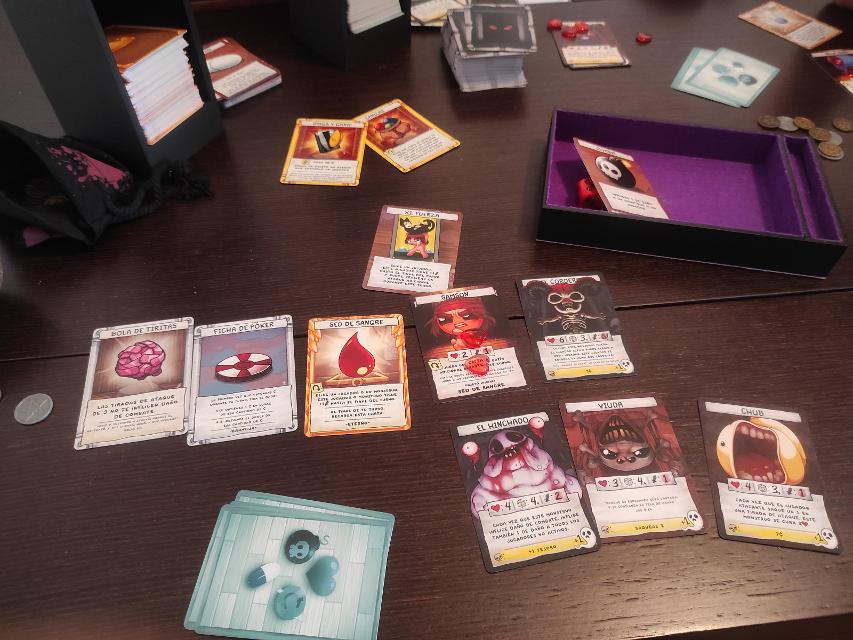 The Binding of Isaac: Four Souls – Ultimate Collector's Edition on the table, photo by Pauliss