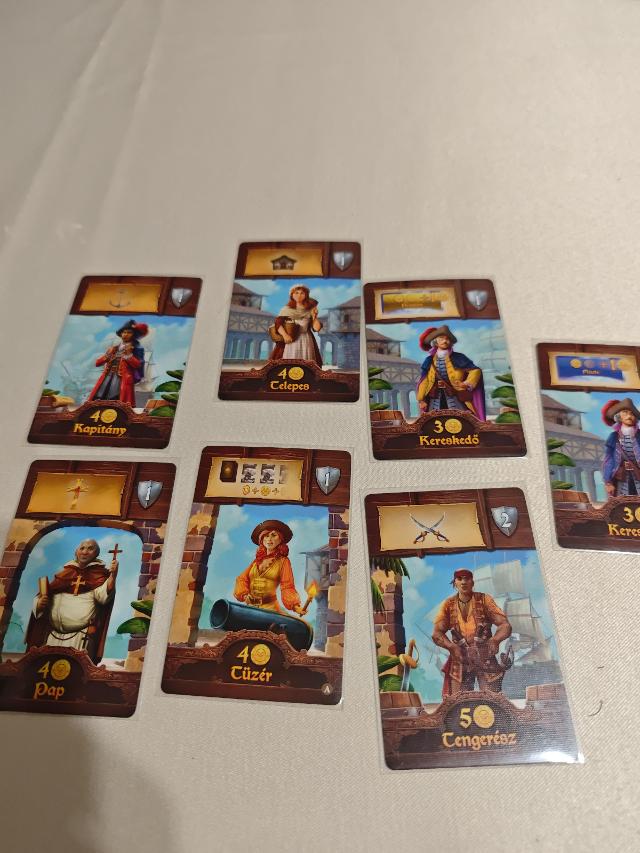 Port Royal: Big Box on the table, photo by tienlevy