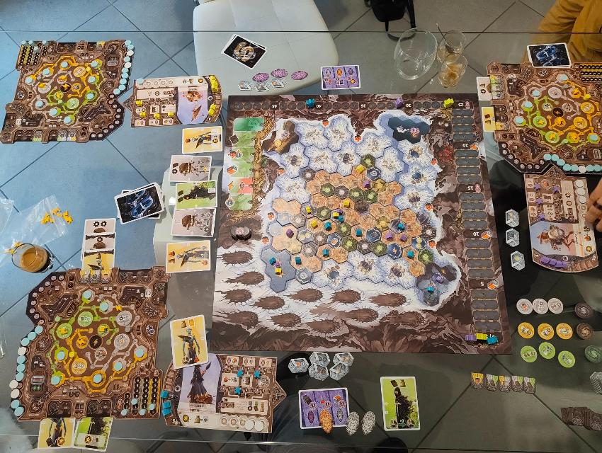 Revive on the table, photo by Giannis