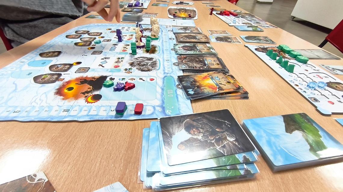 Endless Winter: Paleoamericans on the table, photo by Mochilo