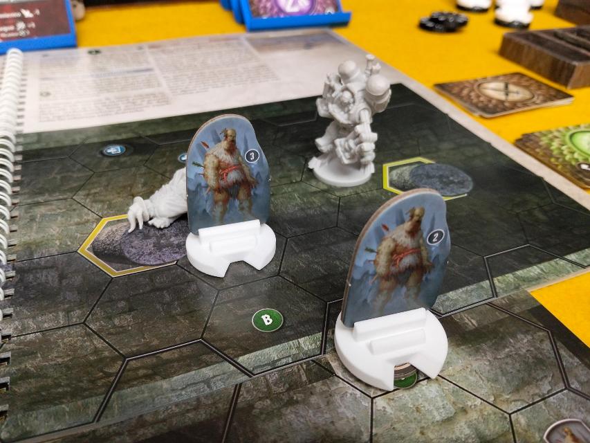 Gloomhaven: Lví chřtán na stole, foto: Daniel