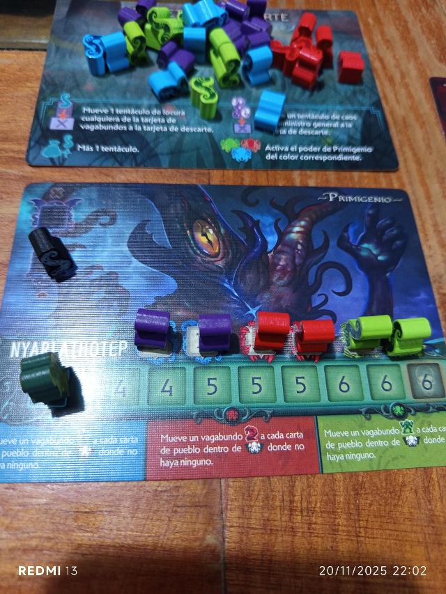 Pequeño Gran Cthulhu sobre la taula, foto de MarFe MaAn