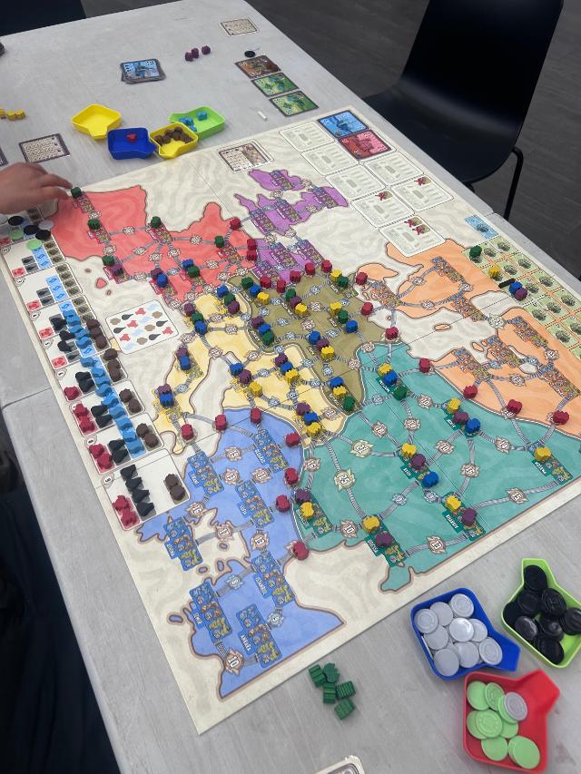 Power Grid Deluxe: Europe/North America on the table, photo by David