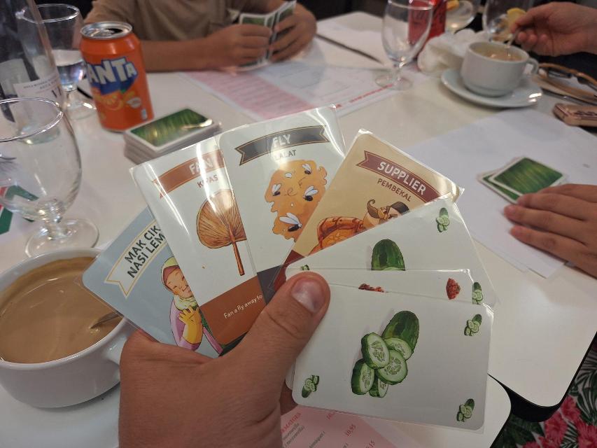 Nasi Lemak: The Game on the table, photo by Artur Rodríguez Coma