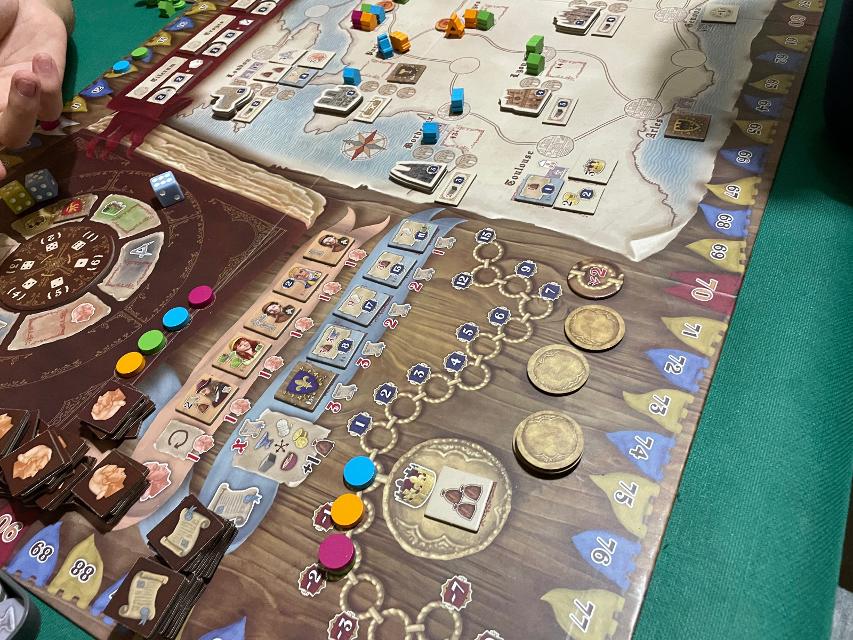 Tiletum op tafel, foto van Kekko