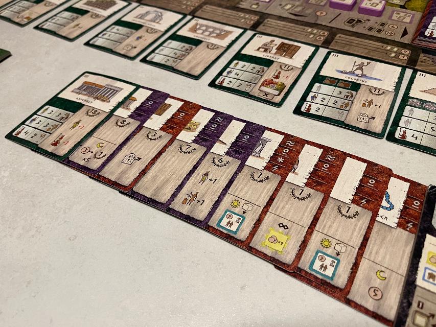 Gentes: Deluxified Edition az asztalon, fotó: Bruno Circulo Friki