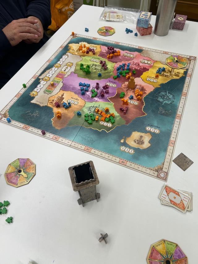 El Grande sobre la mesa, foto de David