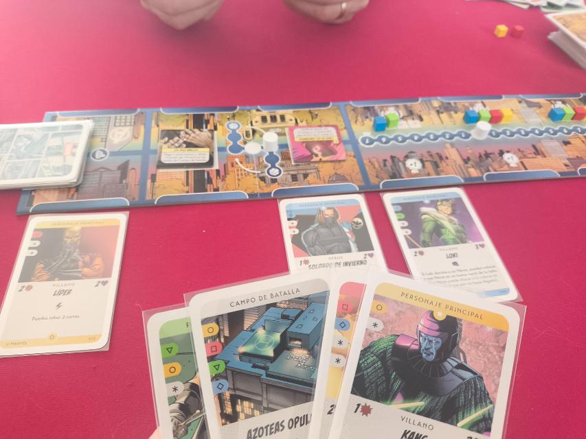 MARVEL: Skirmish! In New York på bordet, foto af Heldisil